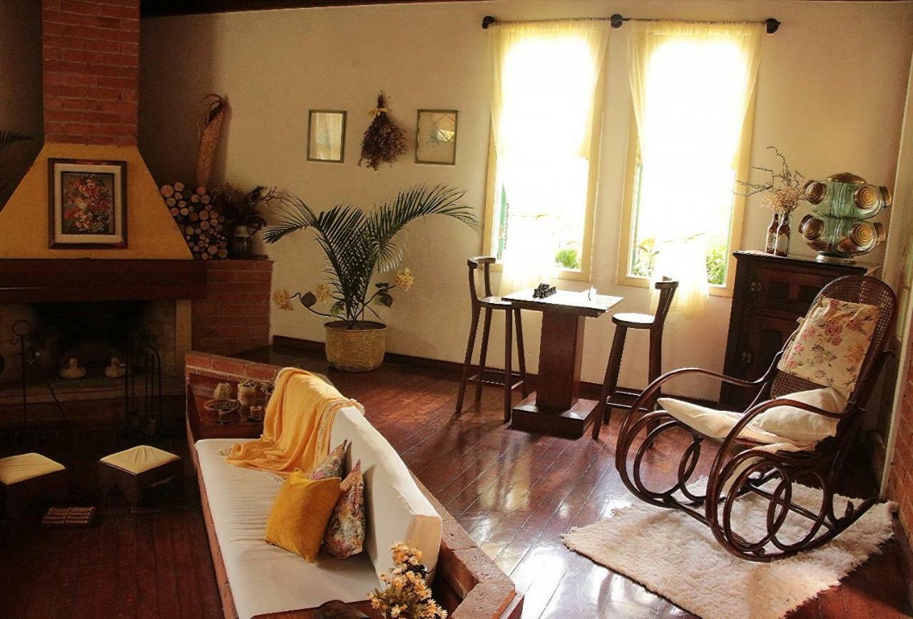 Refugio Pasargada Guest House Mairipora Exterior photo